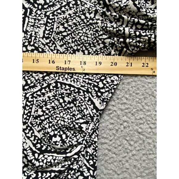 Alfani Women’s  Plus Size Printed Short Sleeve Top Size M black White - Picture 3 of 7